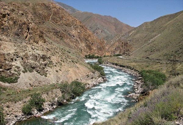 Река Кекемерен.